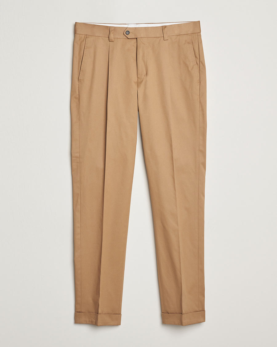 Heren | Broeken | Tiger of Sweden | Tenuta Pleated Cotton Trousers Beige