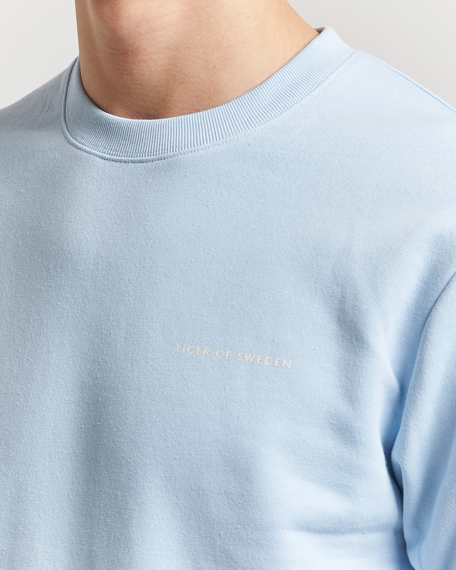 Heren | Truien | Tiger of Sweden | Emerson Crew Neck Sweatshirt Light Blue