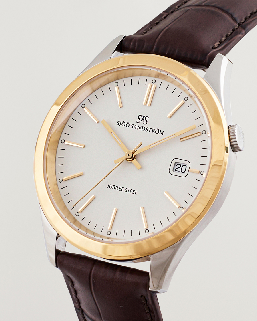 Heren | Sjöö Sandström Jubilee Steel Quartz 40mm Gold Bezel White/Brown Calf | Sjöö Sandström | Jubilee Steel Quartz 40mm Gold Bezel White/Brown Calf
