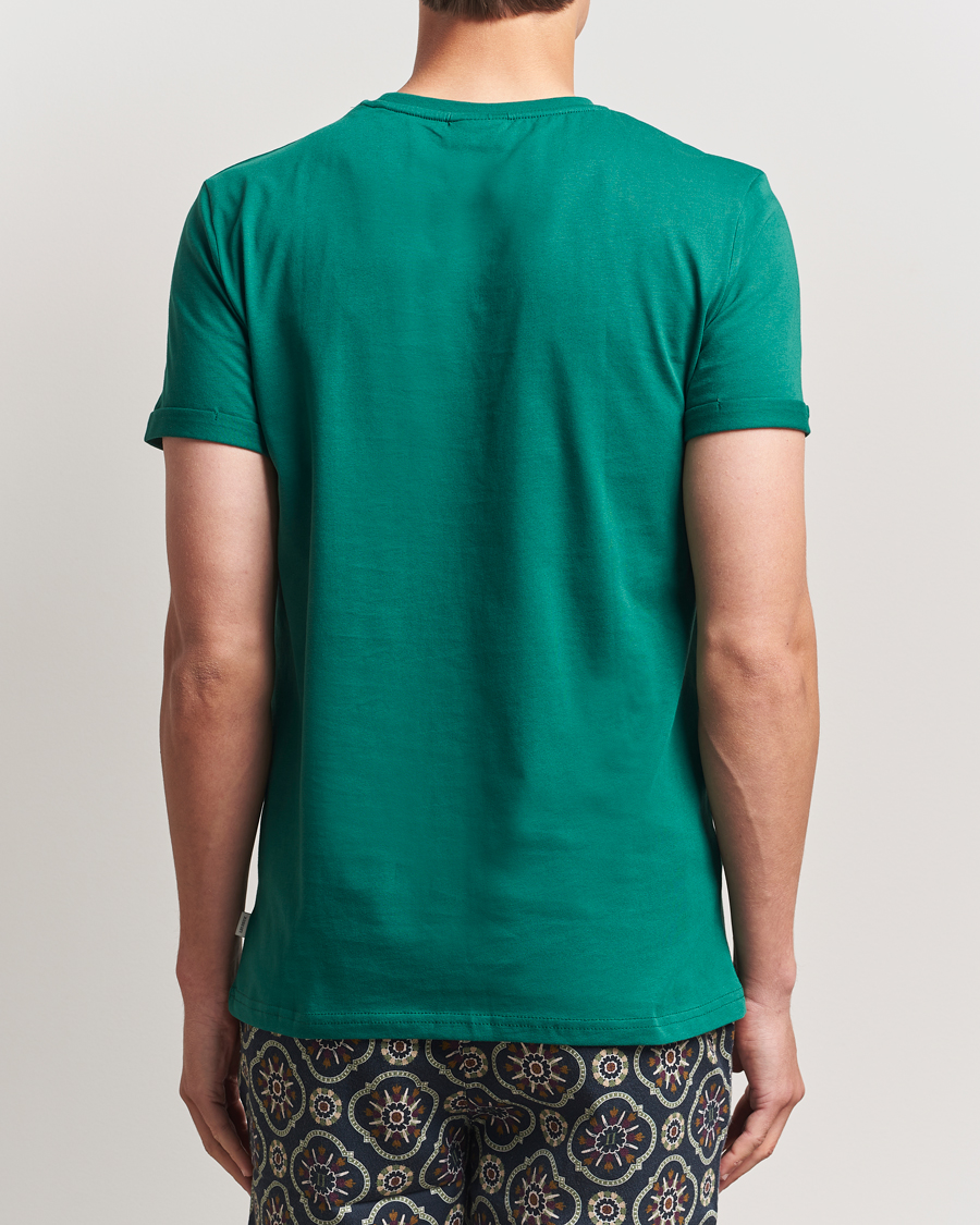 Heren | T-shirts | LES DEUX | Norregaard Contrast T-Shirt Evergreen