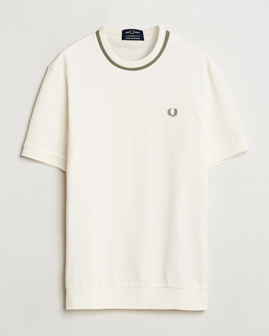 Heren | T-shirts | Fred Perry | Pique Crew Neck T-Shirt Light Ecru
