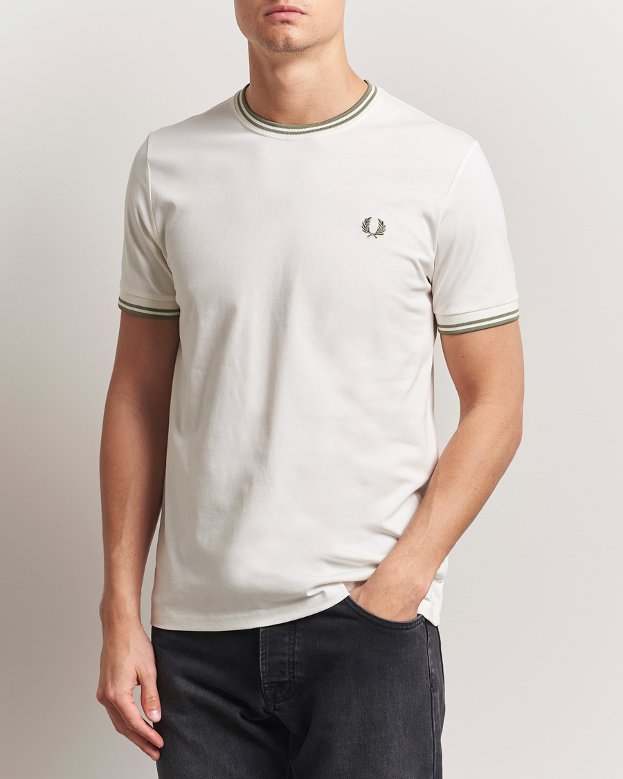 Heren | T-shirts | Fred Perry | Twin Tipped T-Shirt Light Ecru