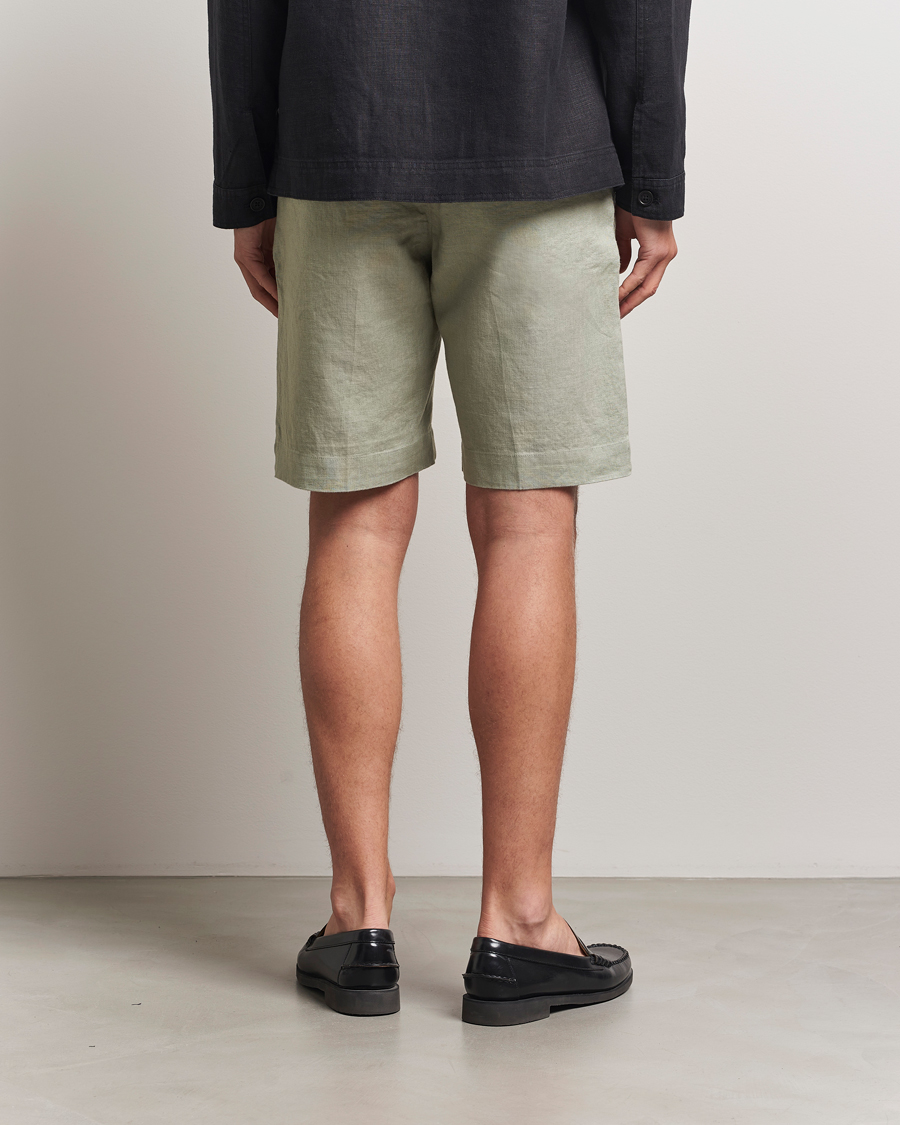 Heren | Korte broek | NN07 | Billie Pleated Linen Drawstring Shorts Sage Green
