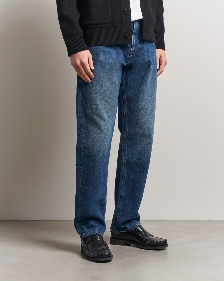 Heren | Jeans | A Day's March | Denim Nr3 Straight Fit Worn Mid Blue