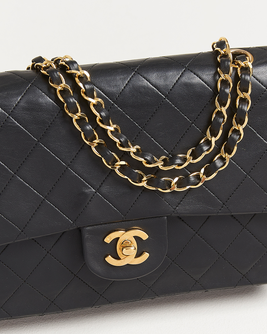Heren | Chanel Pre-Owned Classic Medium Double Flap Bag Lambskin Black | Chanel Pre-Owned | Classic Medium Double Flap Bag Lambskin Black
