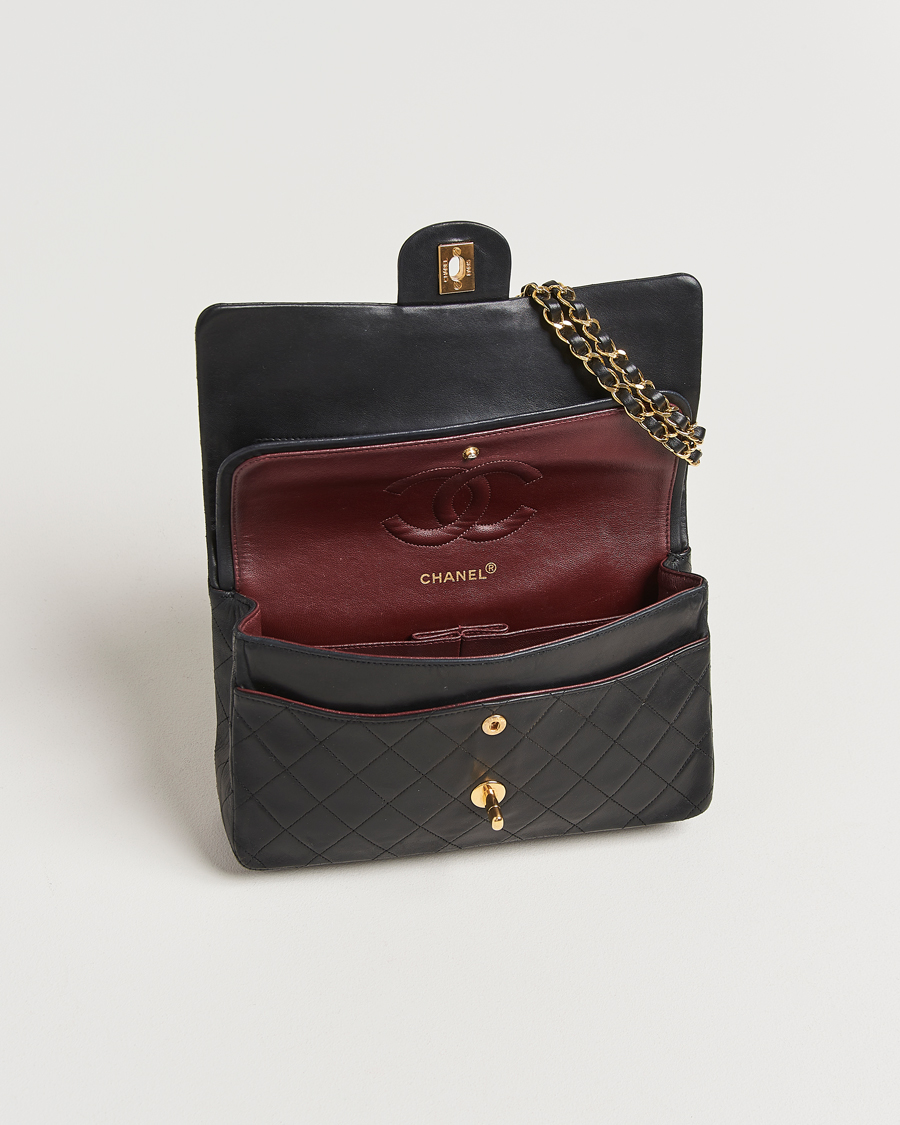 Heren | Chanel Pre-Owned Classic Medium Double Flap Bag Lambskin Black | Chanel Pre-Owned | Classic Medium Double Flap Bag Lambskin Black