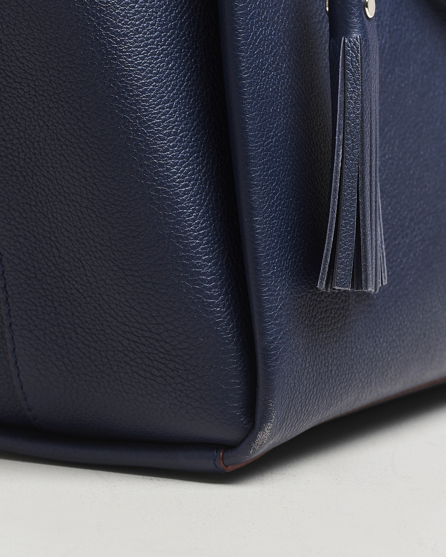 Heren | Gifts for Her | Louis Vuitton Pre-Owned | LockMeTo Handbag Calfskin Navy