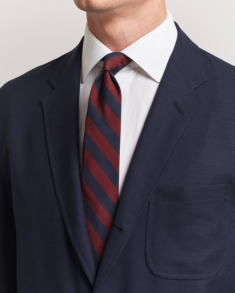 Heren | Stropdassen | Kamakura Shirts | Kamakura ShirtsVintage Ivy Regimental Stripe Silk TieNavy/Burgundy