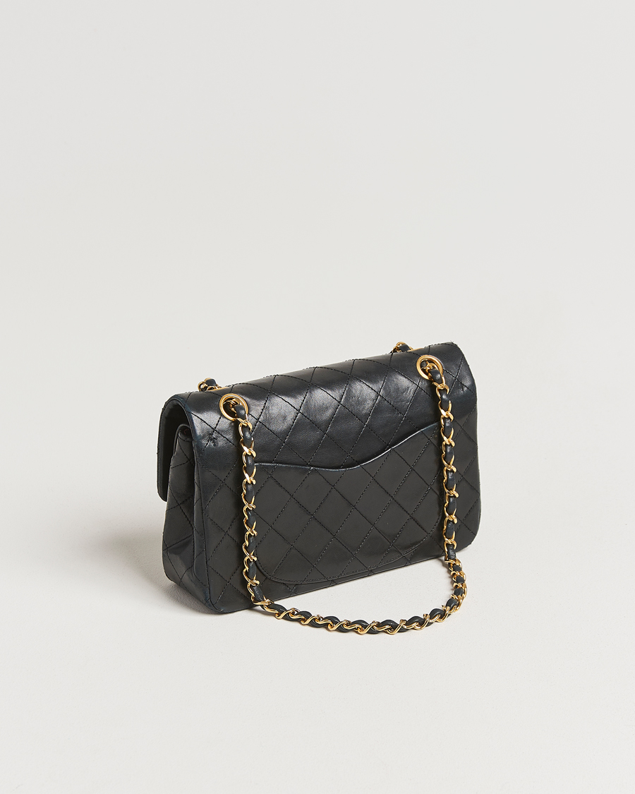Heren | Gifts for Her | Chanel Pre-Owned | Classic Double Flap Small Lambskin Black