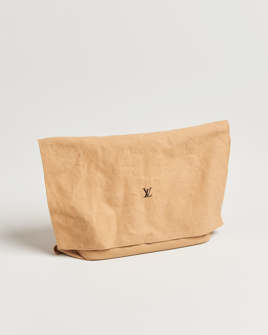 Heren | Gifts for Her | Louis Vuitton Pre-Owned | Alma PM Bag Epi Leather Black