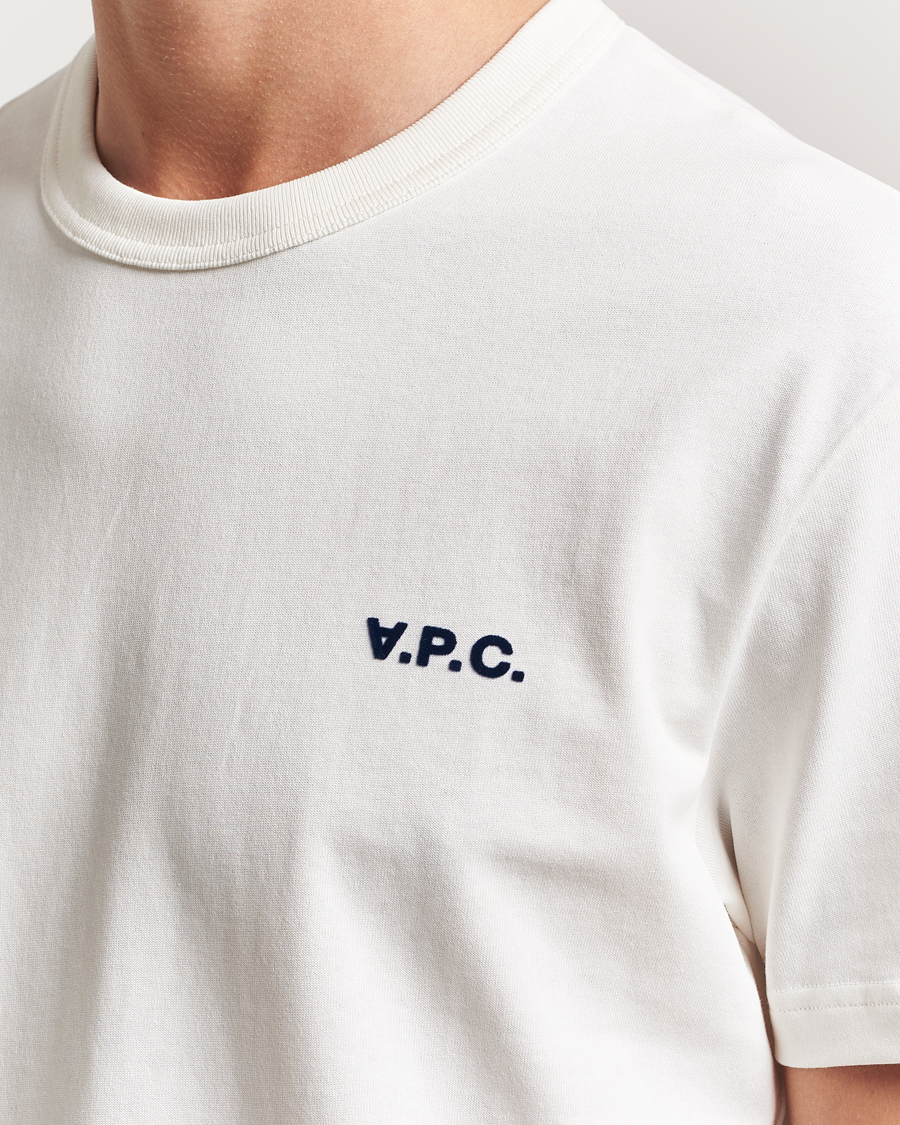 Heren | T-shirts | A.P.C. | Boxy Fit Petit VPC T-Shirt White/Dark Navy