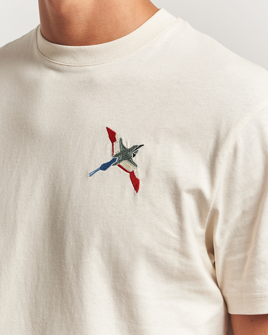 Heren | T-shirts | Axel Arigato | Micro Bee Bird T-Shirt Pale Beige