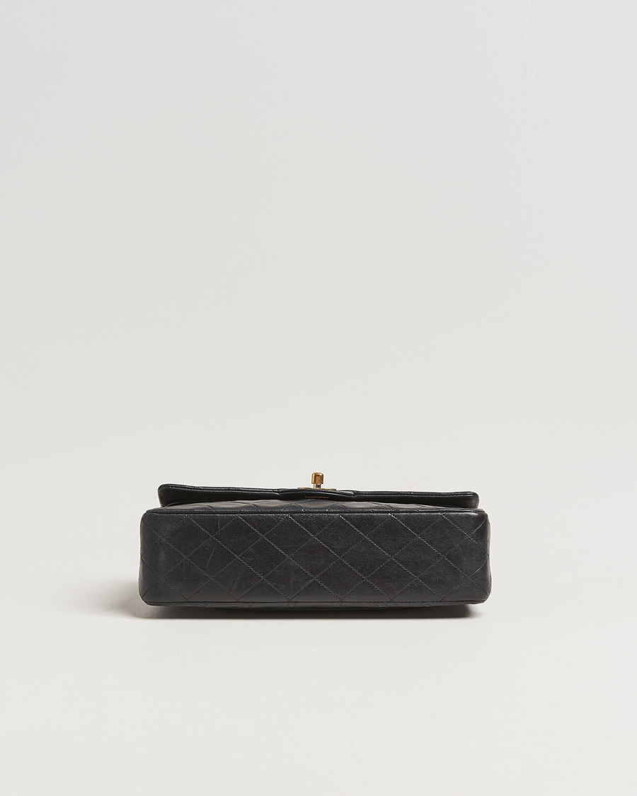 Heren | Gifts for Her | Chanel Pre-Owned | Classic Double Flap Medium Lambskin Black