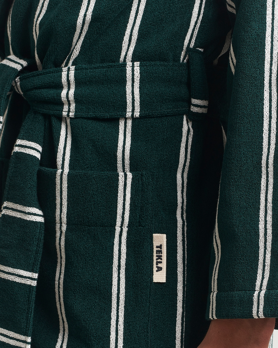 Heren | Pyjama's en gewaden | Tekla | Organic Terry Hooded Bathrobe Forest Green Stripes