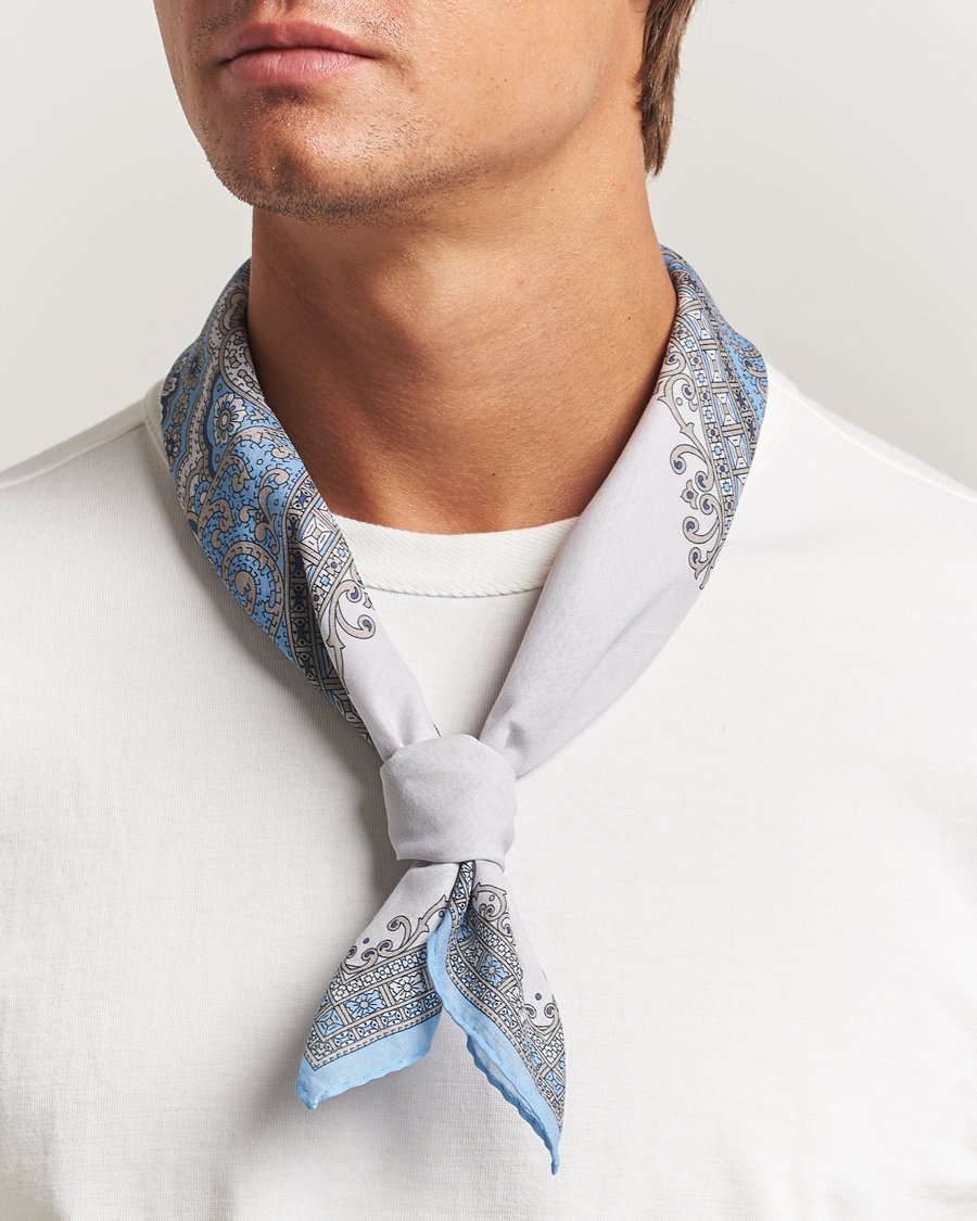 Heren | Sjaals | Amanda Christensen | Cotton Voilé Printed Paisley Bandana Cream