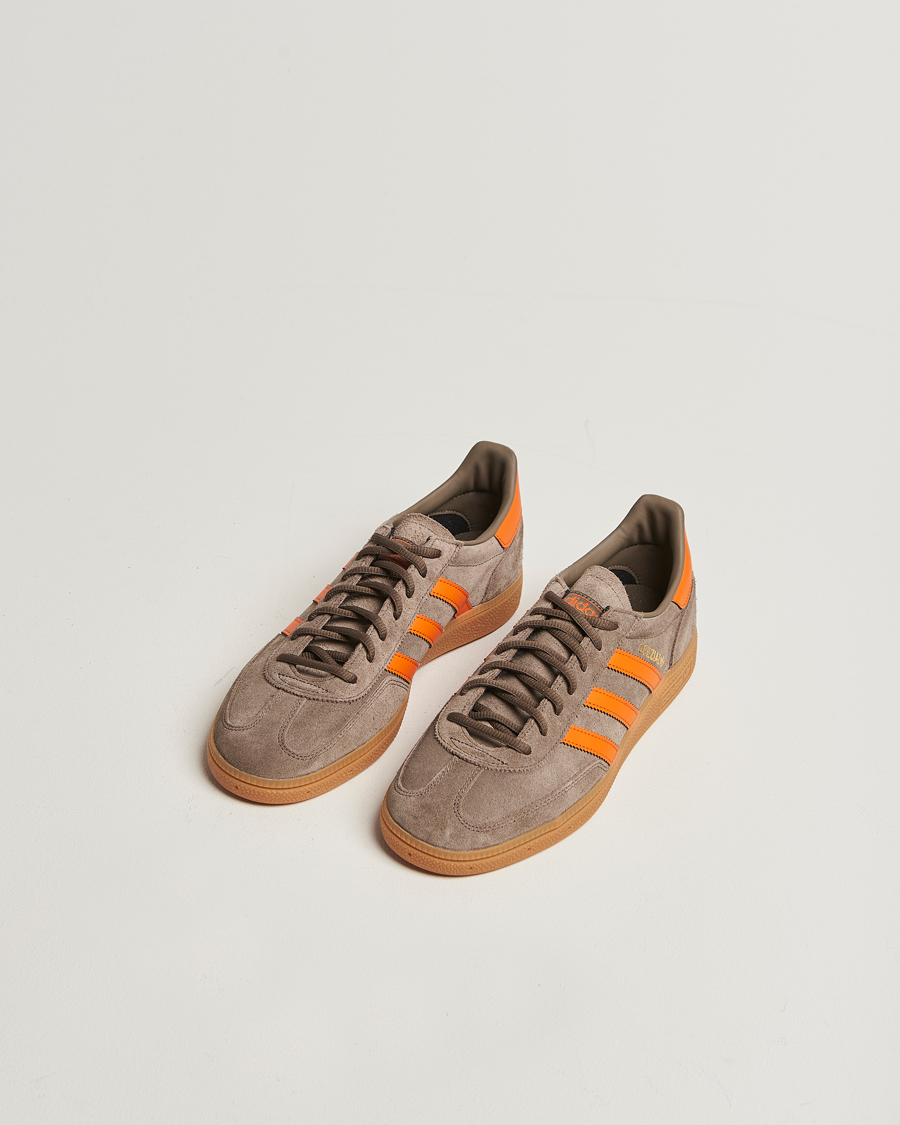 Heren | Sneakers | adidas Originals | Handball Spezial Sneaker Brown/Orange