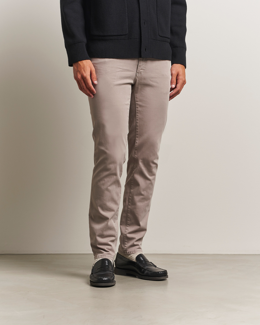 Heren | Broeken | Brax | Cadiz Cotton Satin 5-Pocket Pants Stone