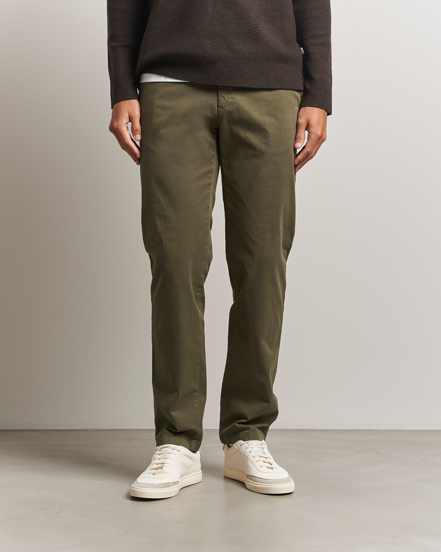 Heren | Broeken | J.Lindeberg | Ched Cotton Stretch Chinos Forest Green