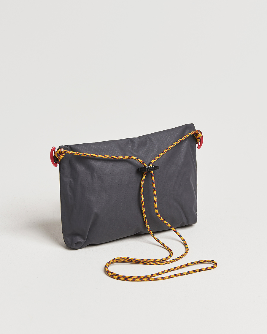 Heren | Tassen | Klättermusen | Hrid WP 3L Accessory Bag Raven