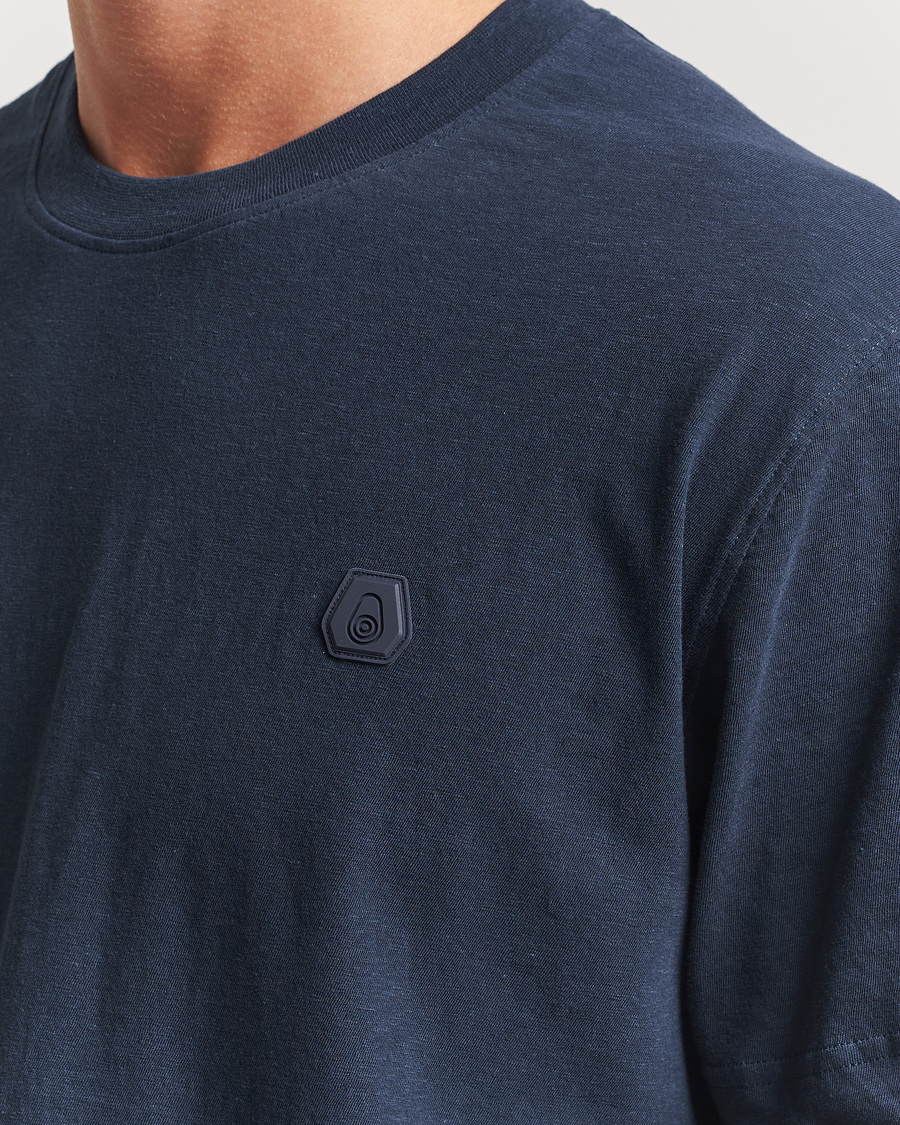Heren | T-shirts | Sail Racing | Tornado Crew Neck T-Shirt Navy