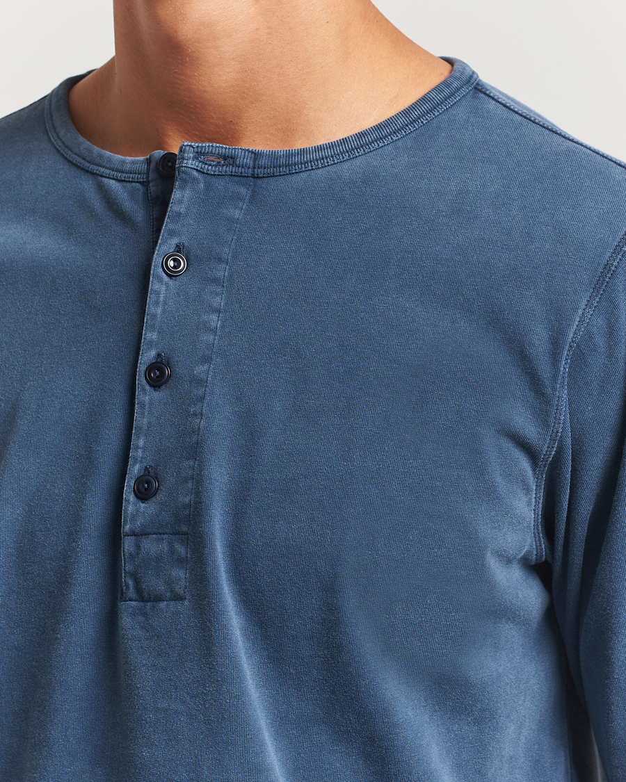 Heren | Truien | Nudie Jeans | Long Sleeved Henley Washed Blue