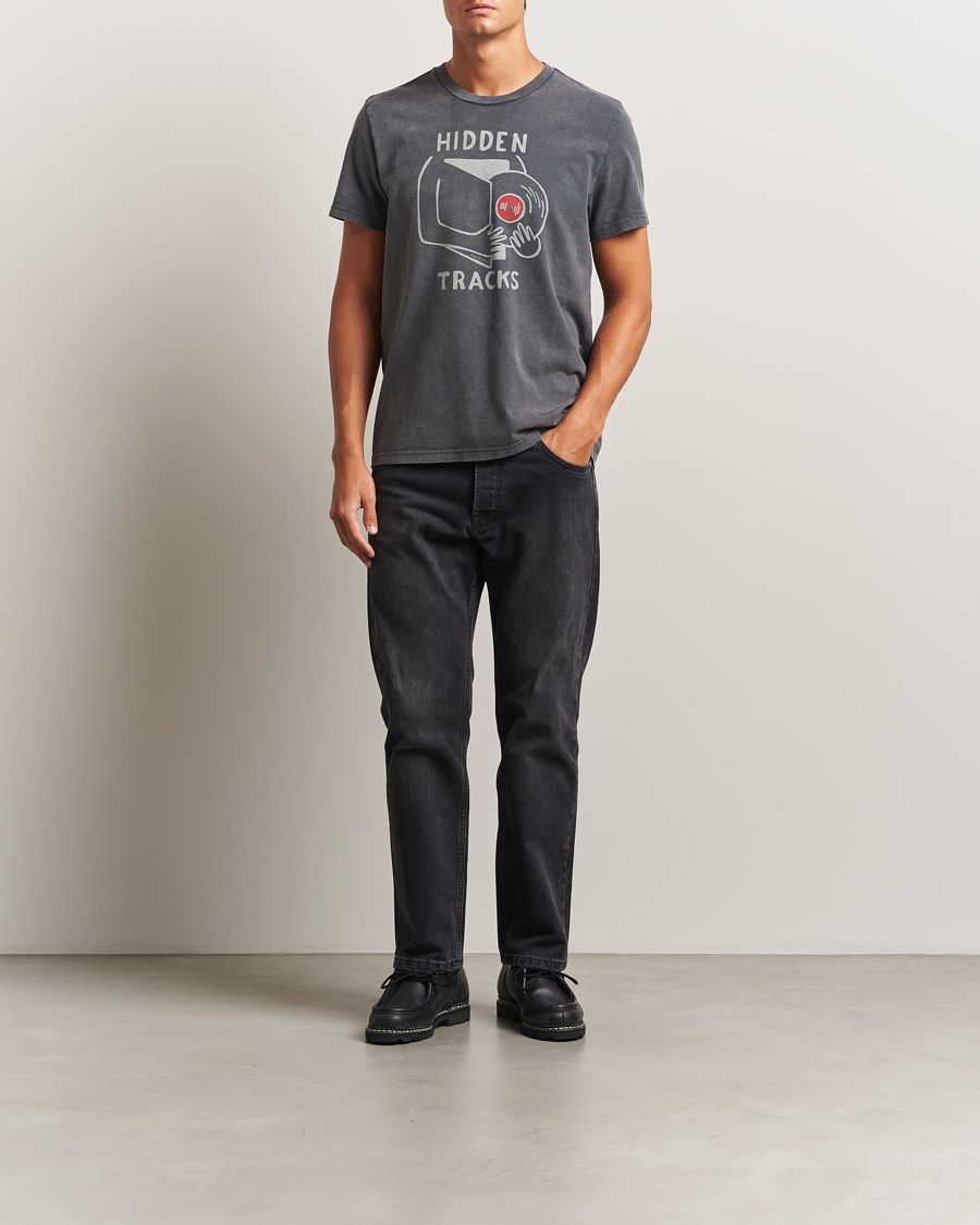 Heren | T-shirts | Nudie Jeans | Roy Hidden Track T-Shirt Antracite