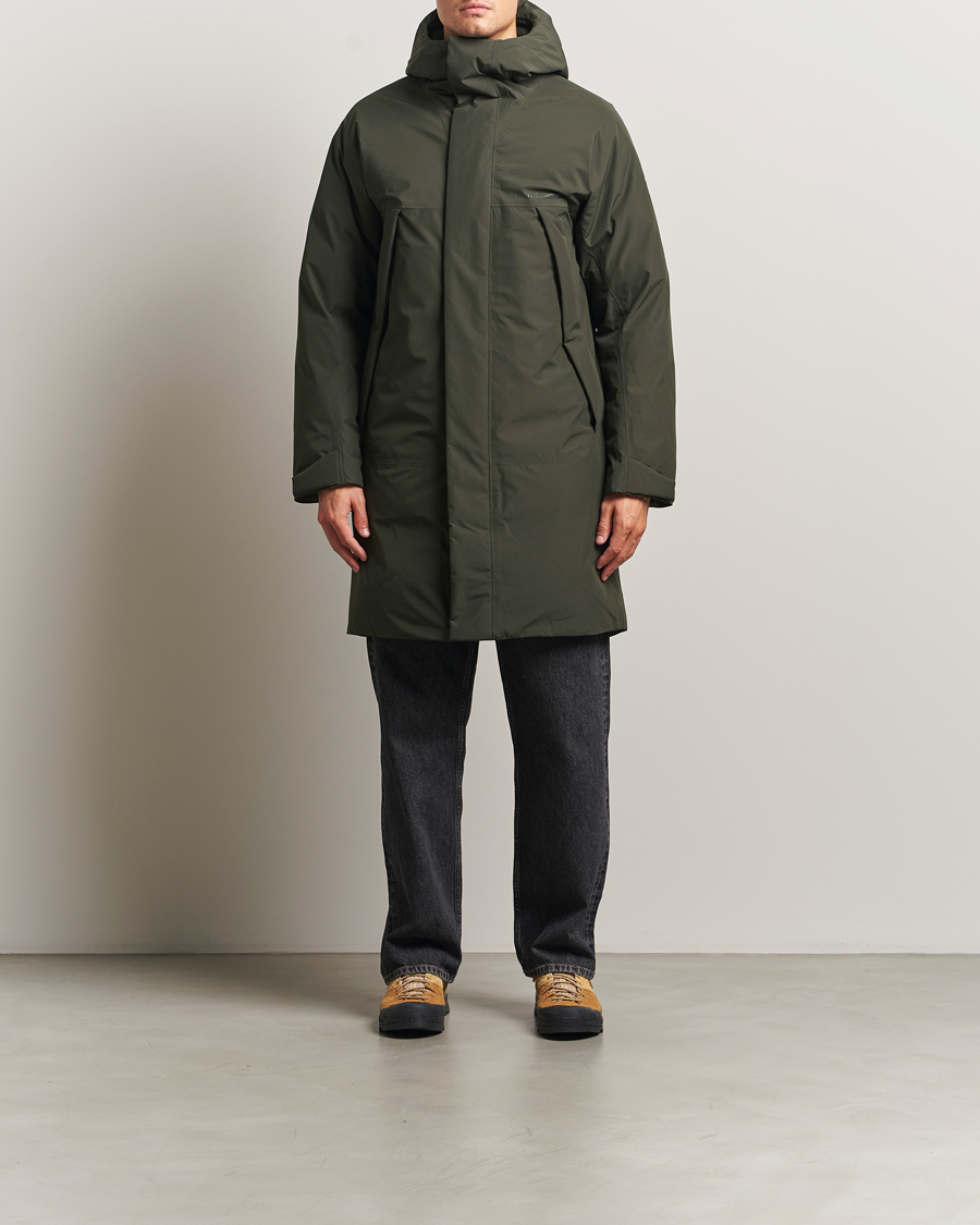 Heren | Jassen | Peak Performance | Treeline Down Parka Olive Extreme