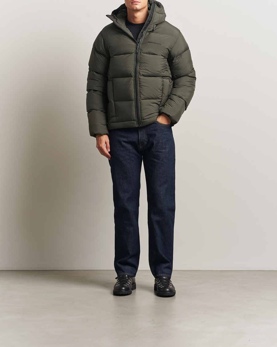 Heren | Jassen | Peak Performance | Rivel Down Hooded Jacket Olive Extreme