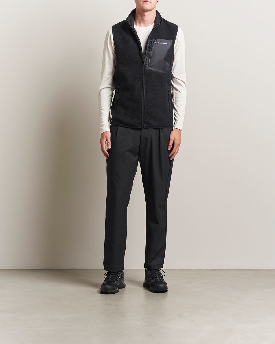 Heren | Truien | Peak Performance | Pile Vest Black