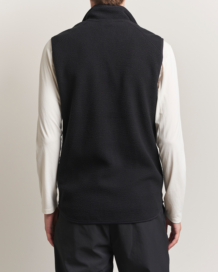 Heren | Truien | Peak Performance | Pile Vest Black