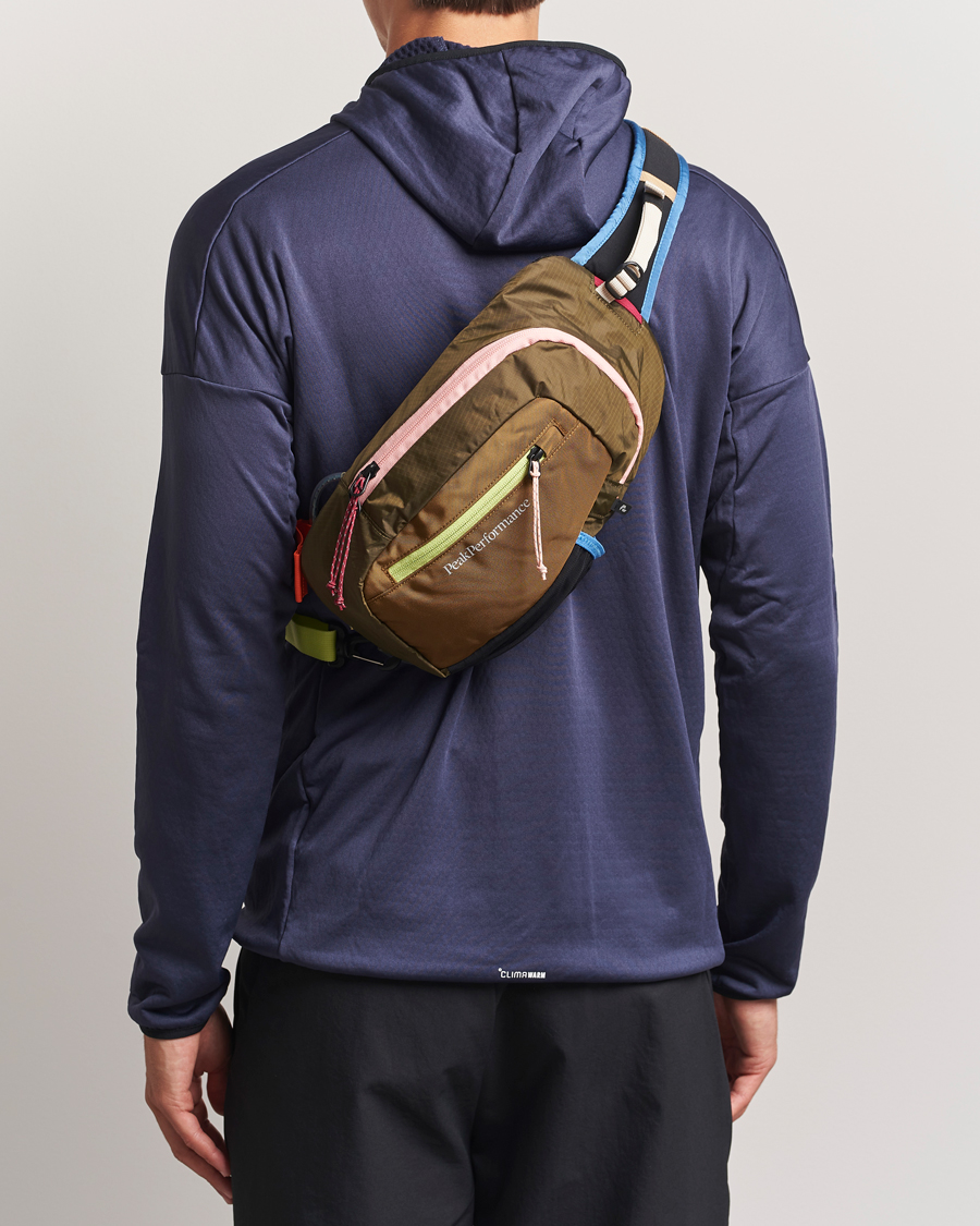 Heren | Tassen | Peak Performance | Outdoor Slingbag Meadow Moss