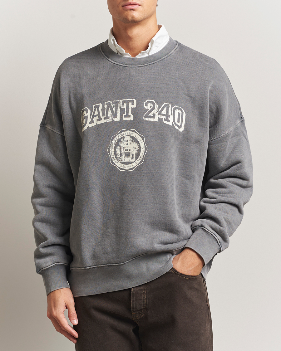 Heren | Truien | GANT 240 Mulberry Street | Vintage Graphic Crew Neck Sweatshirts Steel Grey