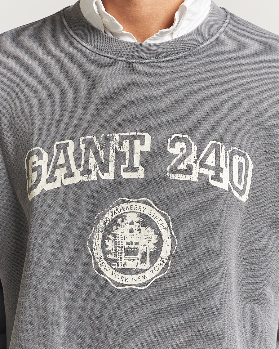 Heren | Truien | GANT 240 Mulberry Street | Vintage Graphic Crew Neck Sweatshirts Steel Grey