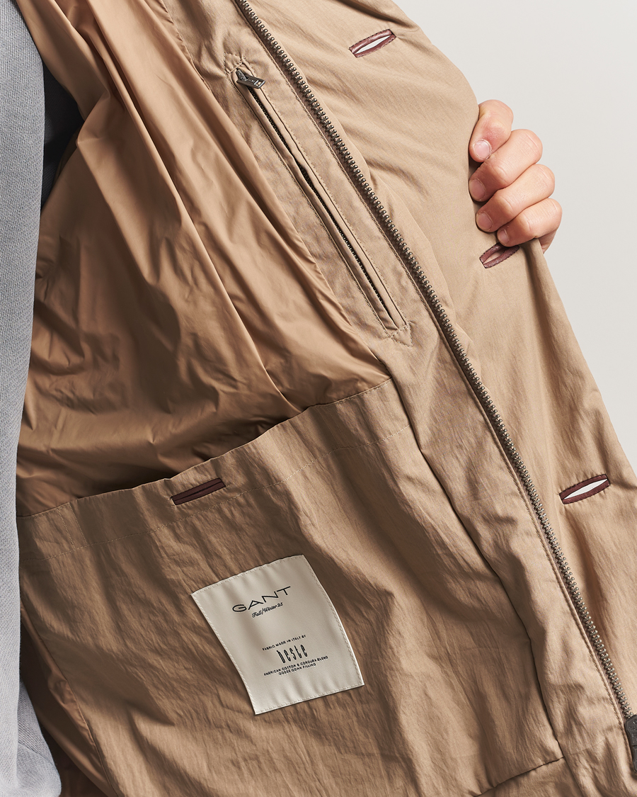 Heren | Jassen | GANT 240 Mulberry Street | Cotton Down Hooded Jacket Carmel Beige