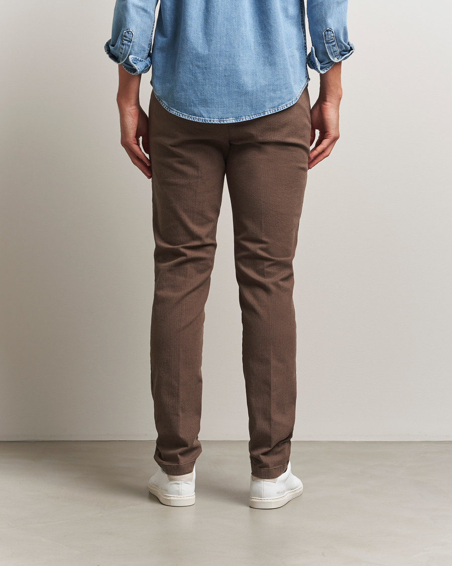 Heren | Broeken | Gant | Slim Fit Cotton Herringbone Trousers Rich Brown
