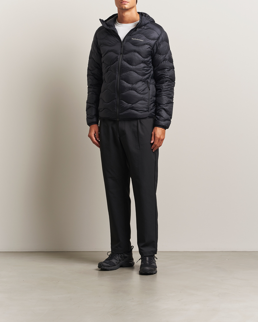 Heren | Jassen | Peak Performance | Helium Down Hooded Jacket Black