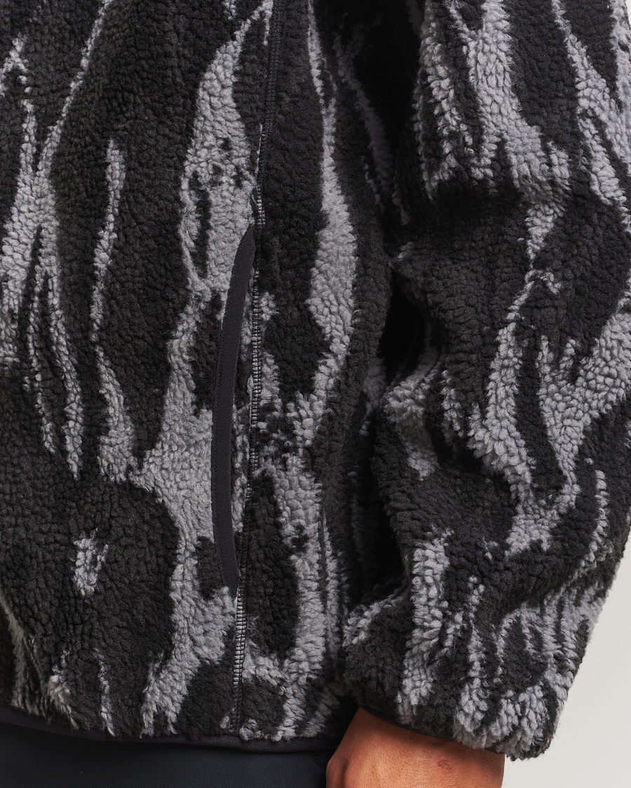 Heren | Truien | Peak Performance | Graphic Heavy Pile Full Zip Winter Shard