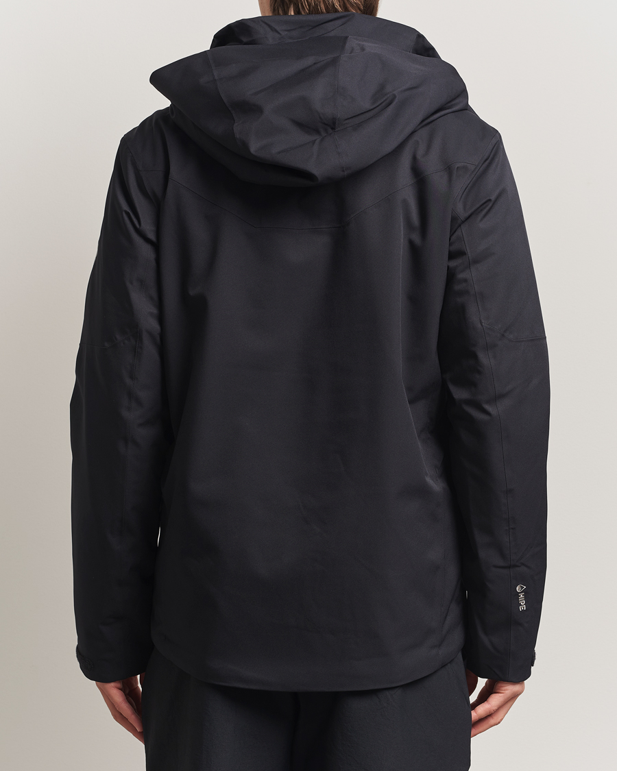 Heren | Jassen | Peak Performance | Maroon Insulated Jacket Black