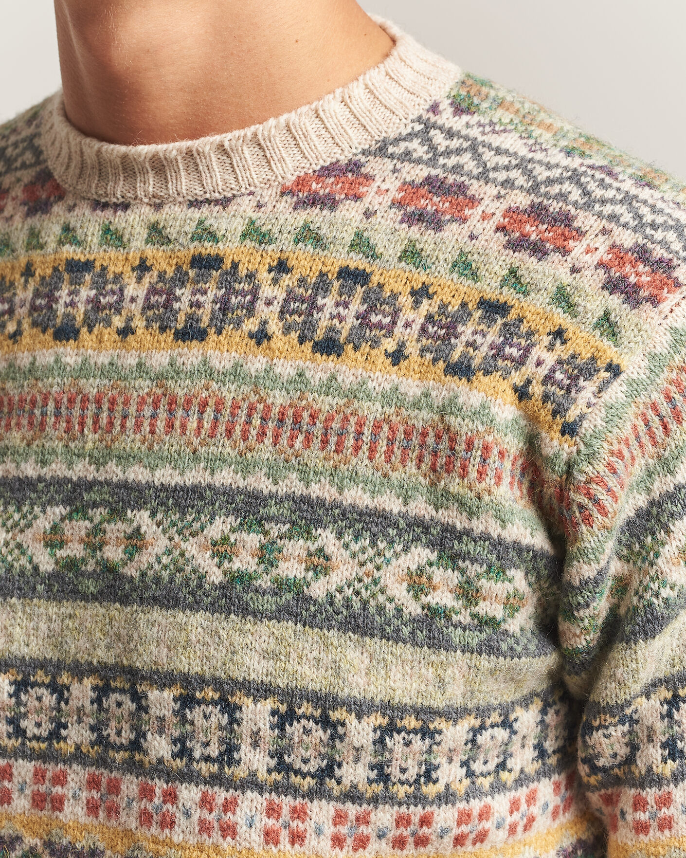 Heren | Truien | Jamieson's of Shetland | Jamiesons Of Shetland All Over Fair Isle Pullover Crew Neck Beige