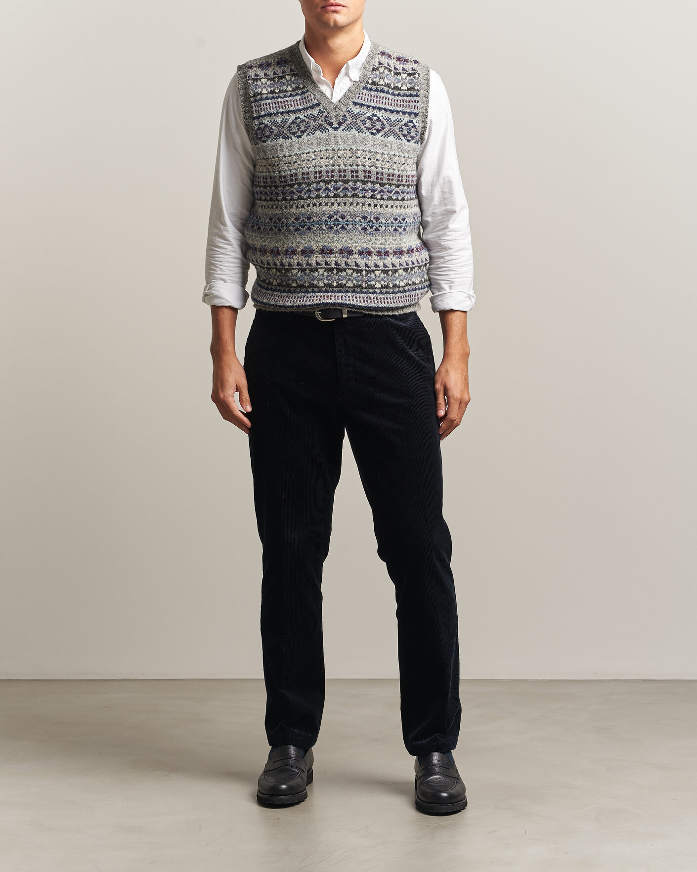 Heren | Truien | Jamieson's of Shetland | Jamiesons Of Shetland All Over Fair Isle Slipover Light Grey