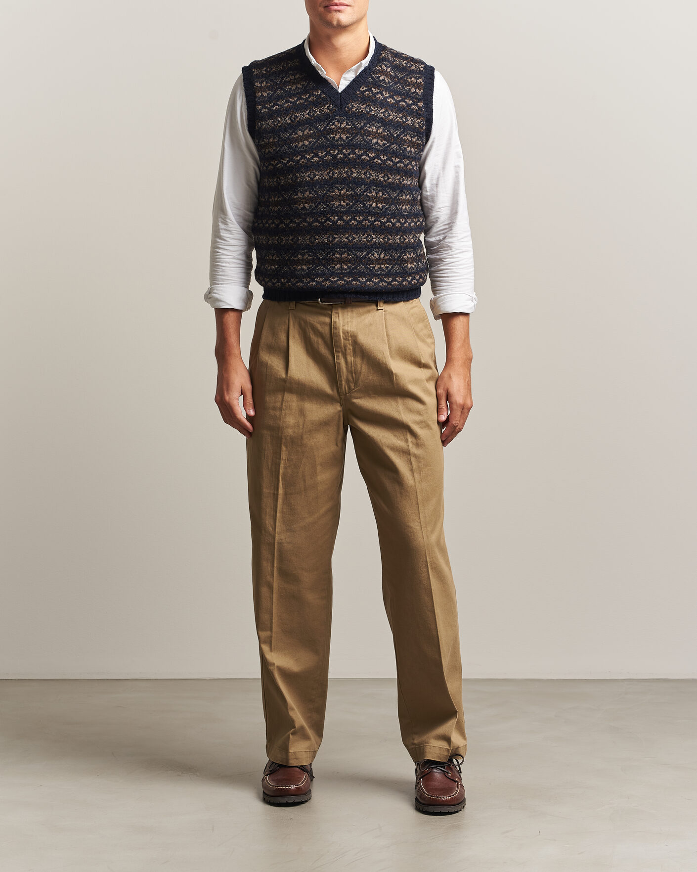 Heren | Truien | Jamieson's of Shetland | Jamiesons Of Shetland All Over Fair Isle Slipover Navy