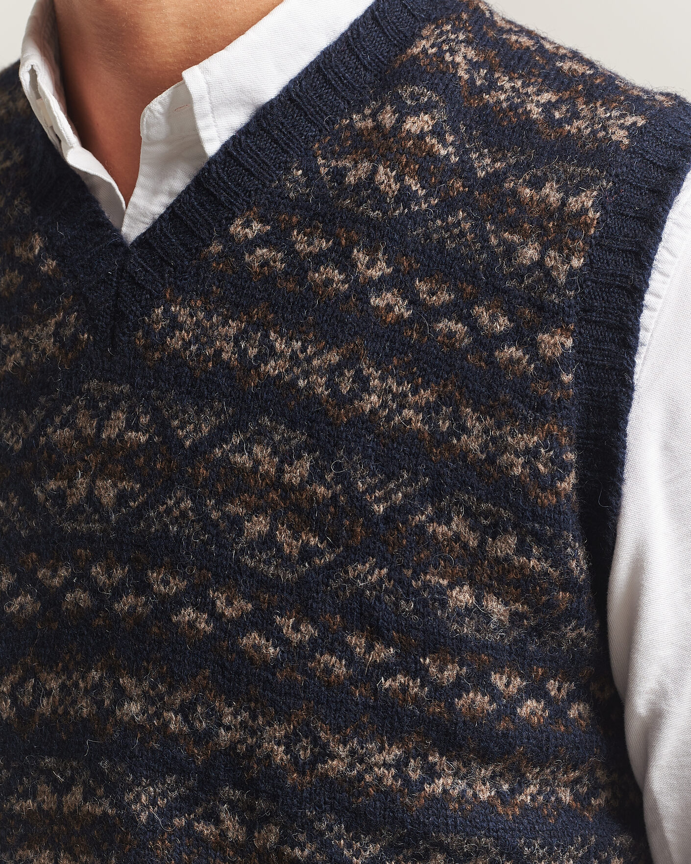 Heren | Truien | Jamieson's of Shetland | Jamiesons Of Shetland All Over Fair Isle Slipover Navy
