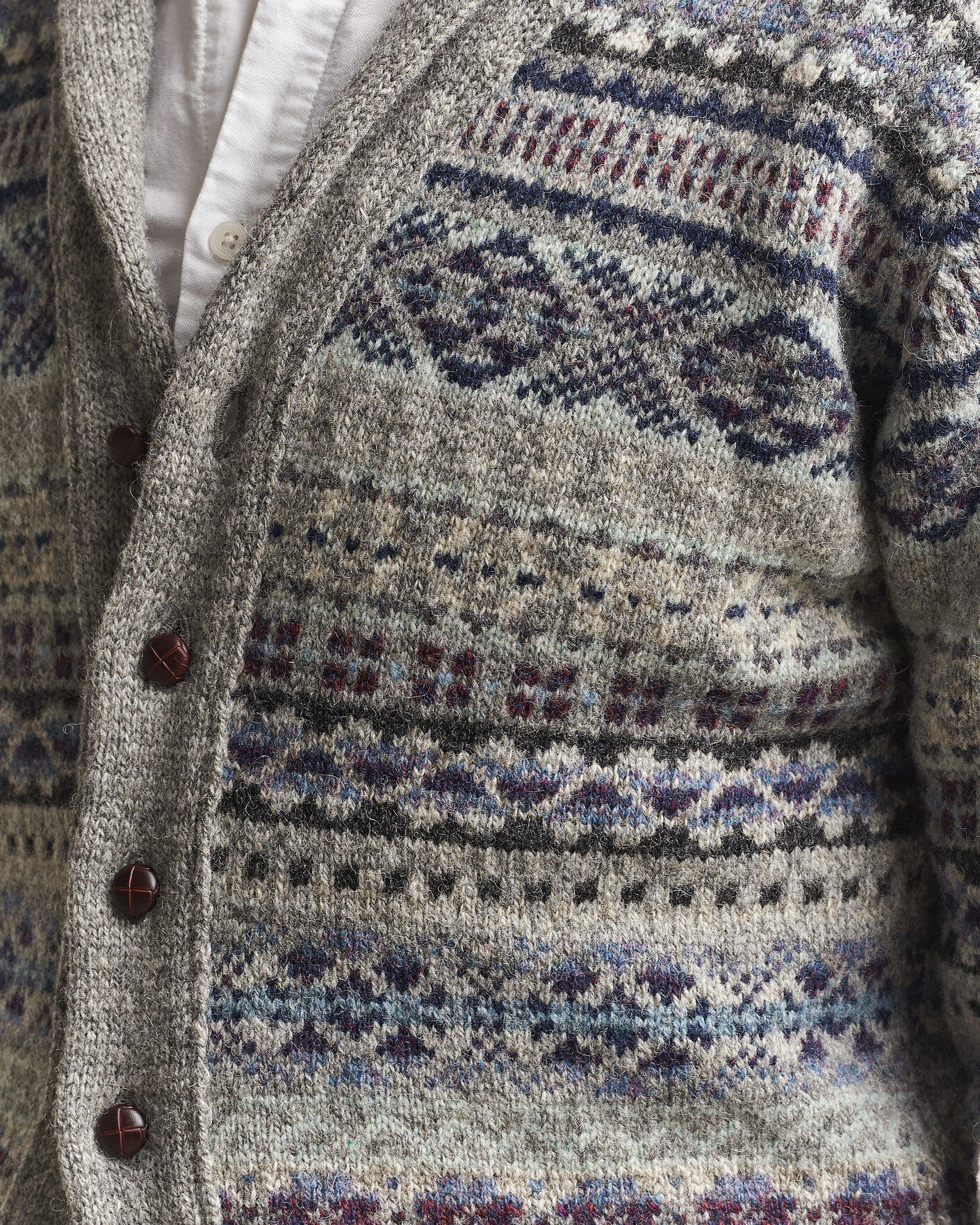 Heren | Truien | Jamieson's of Shetland | Jamiesons Of Shetland All Over Fair Isle Shawl Collar Cardigan Grey