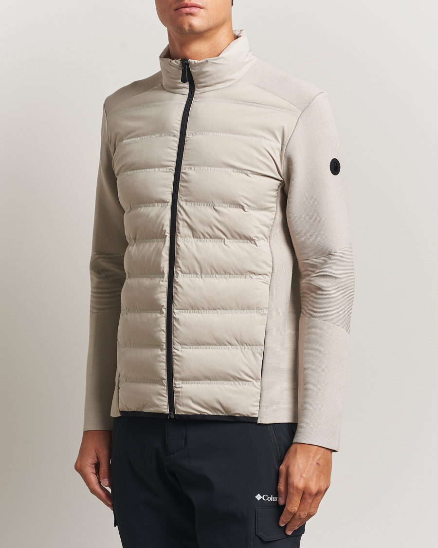 Heren | Jassen | Sail Racing | Element Seamless Hybrid Jacket Sand