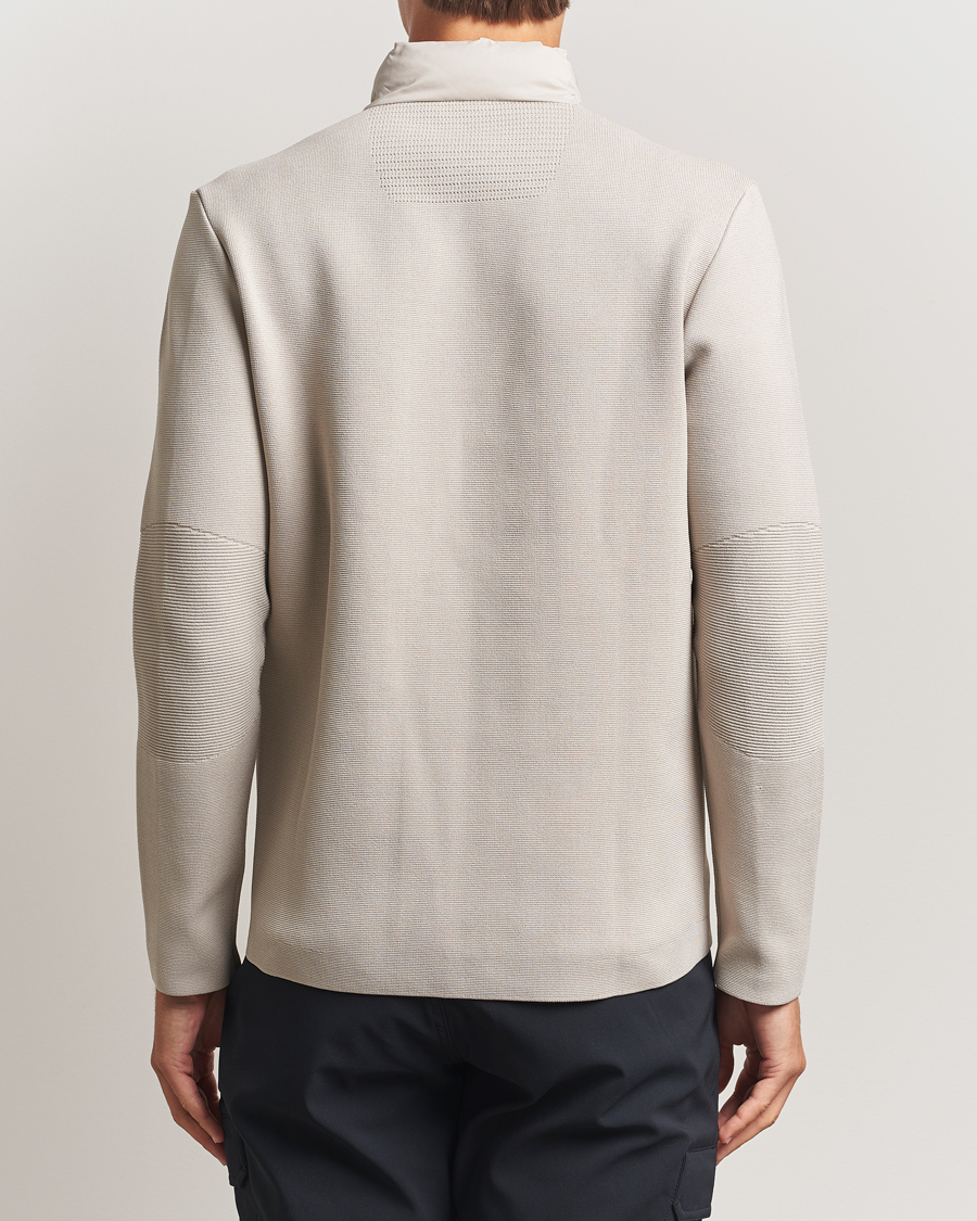 Heren | Jassen | Sail Racing | Element Seamless Hybrid Jacket Sand