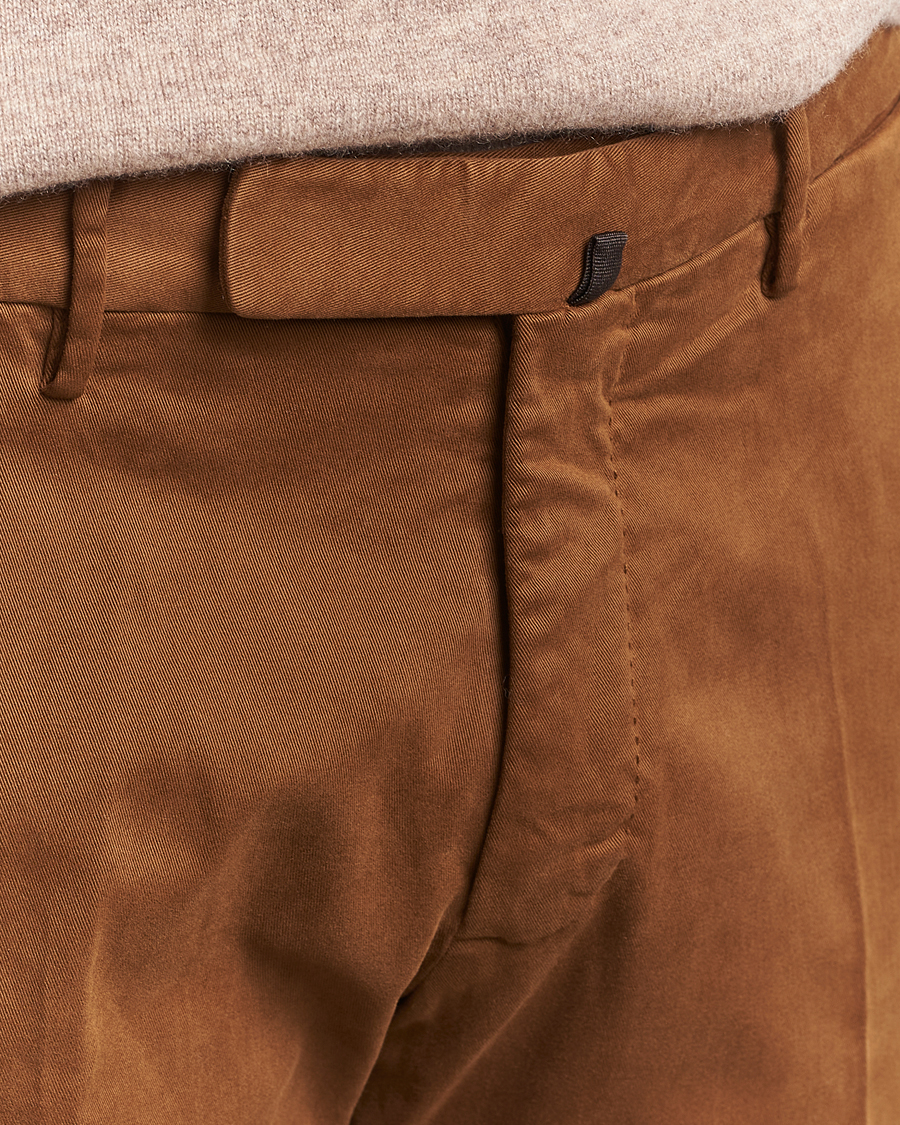 Heren | Broeken | Incotex | Slim Fit Cotton Stretch Chinos Brown