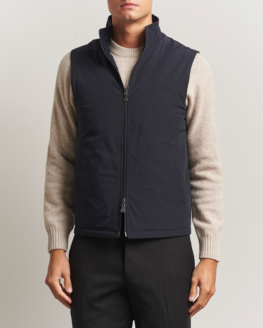 Heren | Gilets | Oscar Jacobson | Nylon/Wool Reversible Vest Navy