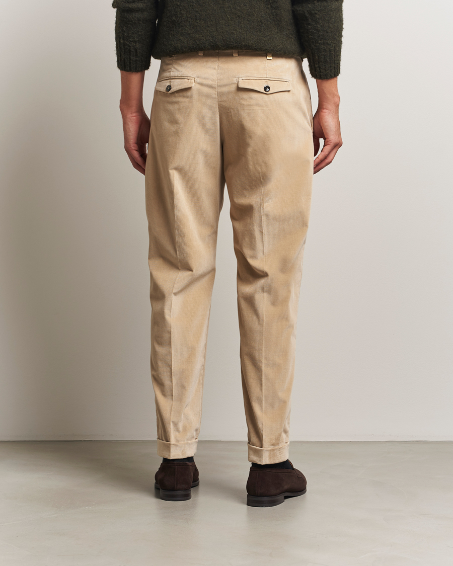 Heren | Broeken | PT01 | Slim Fit Pleated Corduroy Trousers Light Beige