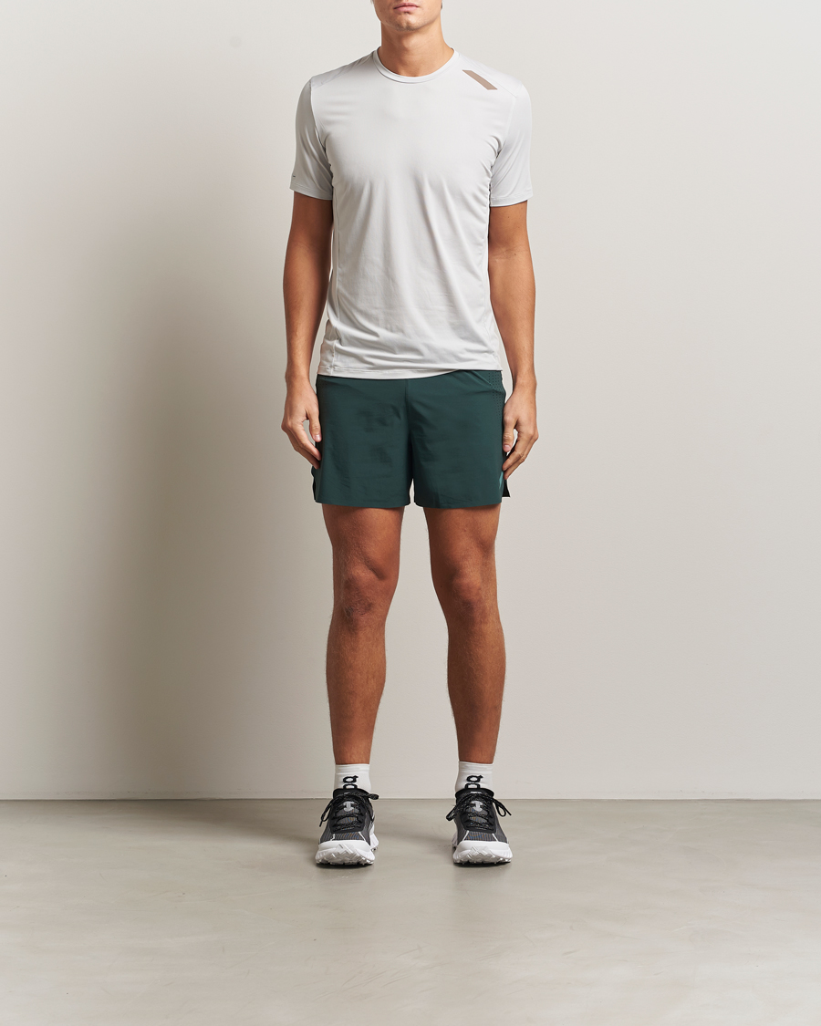 Heren | T-shirts | SOAR Running | Tech Tee Grey