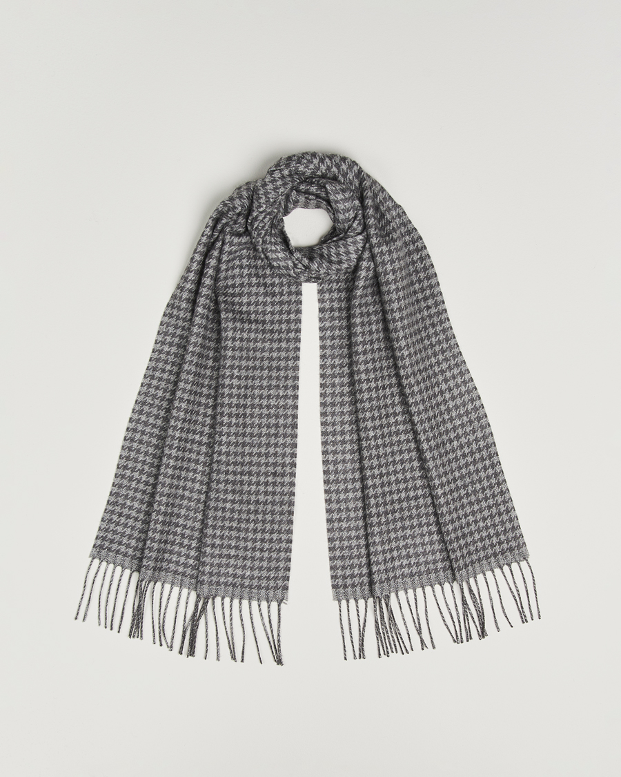 Heren | Piacenza Cashmere Cashmere/Silk Houndstooth Scarf Light Grey | Piacenza Cashmere | Cashmere/Silk Houndstooth Scarf Light Grey